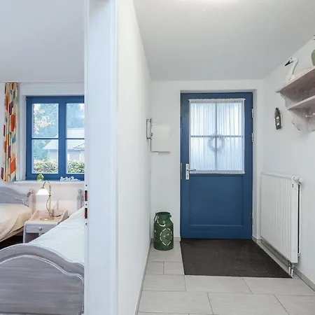 Papillon 05-2 * Boltenhagen (Ostseebad)